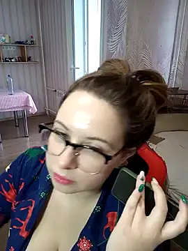 Snapshot of DienkaGreen chatting on December 26, 5:37 am DienkaGreen online show from December 26, 5:37 am