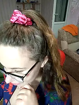 Snapshot of DienkaGreen chatting on January 12, 11:07 am DienkaGreen online show from January 12, 11:07 am