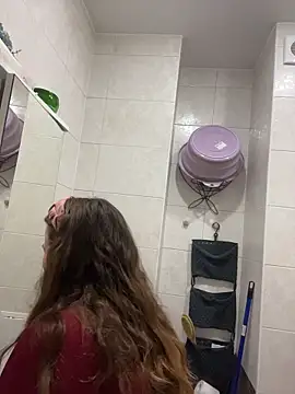 DienkaGreen online show from March 29, 7:36 pm