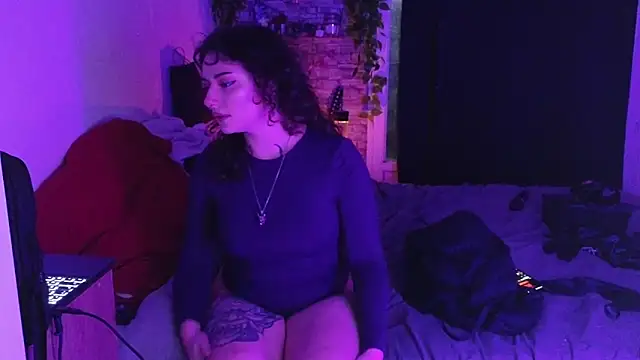 Moxxxie online show from December 16, 4:34 pm