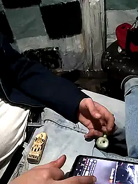 Snapshot of Wero4200 chatting on March 4, 8:53 am Wero4200 online show from March 4, 8:53 am