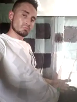 Snapshot of Wero4200 chatting on March 29, 12:21 am Wero4200 online show from March 29, 12:21 am