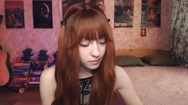Snapshot of Friendly_Ellie chatting on September 10, 1:49 am Friendly Ellie online show from September 10, 1:49 am