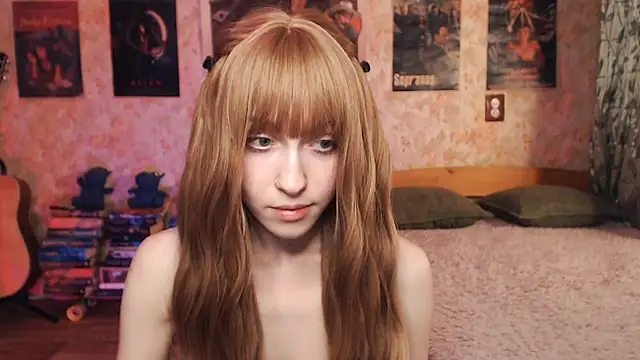 Snapshot of Friendly_Ellie chatting on October 17, 1:14 pm Friendly Ellie online show from October 17, 1:14 pm