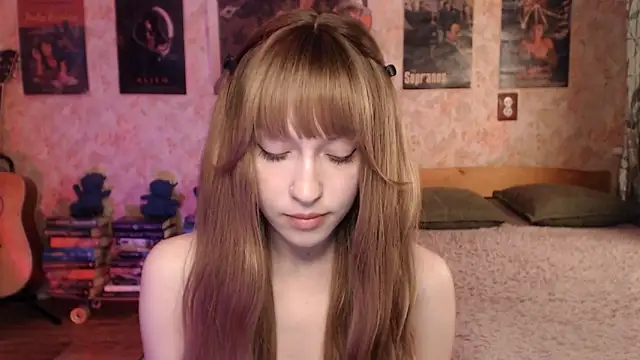 Friendly Ellie online show from May 11, 11:13 pm