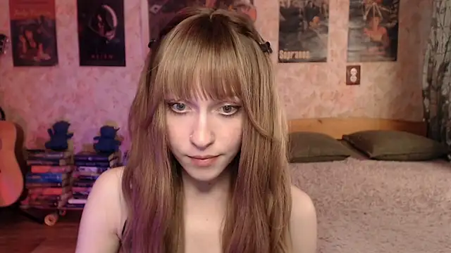 Friendly Ellie online show from May 15, 12:23 pm