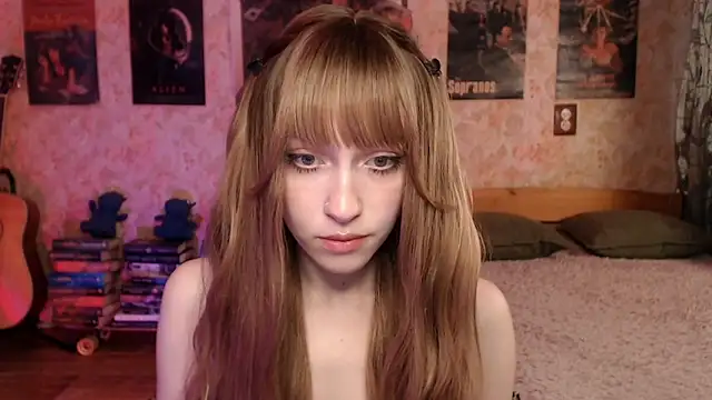 Friendly Ellie online show from May 20, 12:17 am