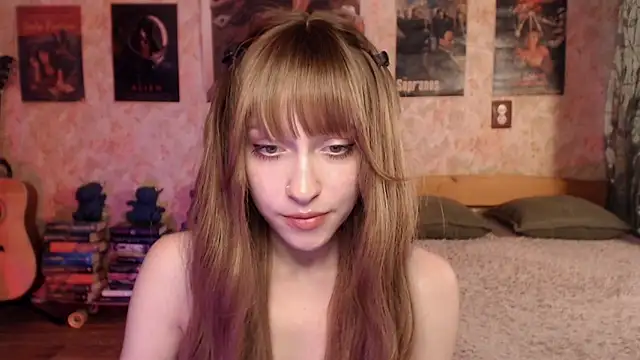 Friendly Ellie online show from June 10, 12:33 am