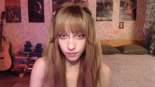 Friendly Ellie online show from July 7, 2:21 pm