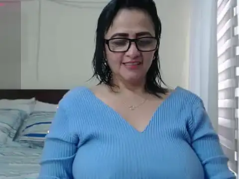 ISABEEL SOFIA01 online show from February 22, 3:14 pm