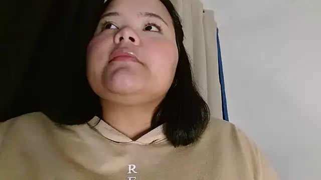 sexychubby    online show from January 17, 8:55 pm