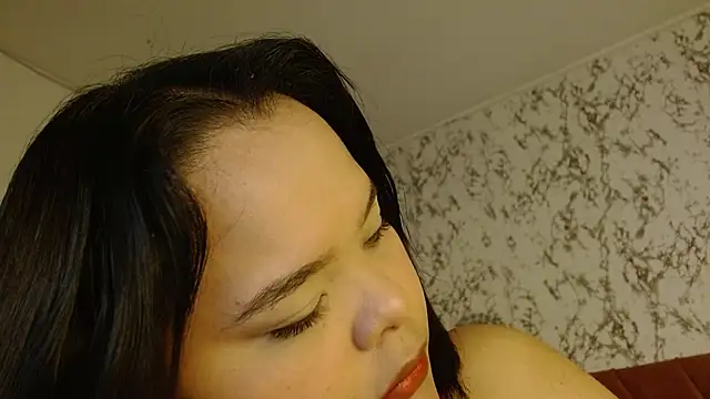 sexychubby    online show from September 28, 3:28 pm