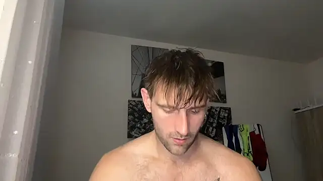 lukegunn online show from March 3, 1:23 am