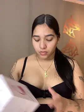 Snapshot of Amandanauty chatting on December 16, 9:52 pm Amandanauty online show from December 16, 9:52 pm