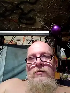 Kevinmc1d online show from October 18, 3:57 pm