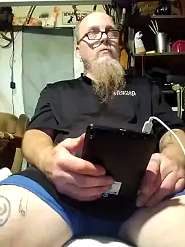 Kevinmc1d online show from October 22, 6:57 am