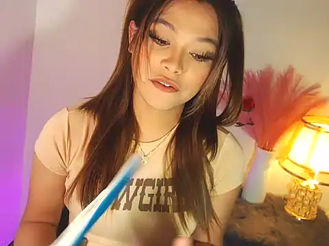 MajesticKitana online show from November 25, 5:40 am