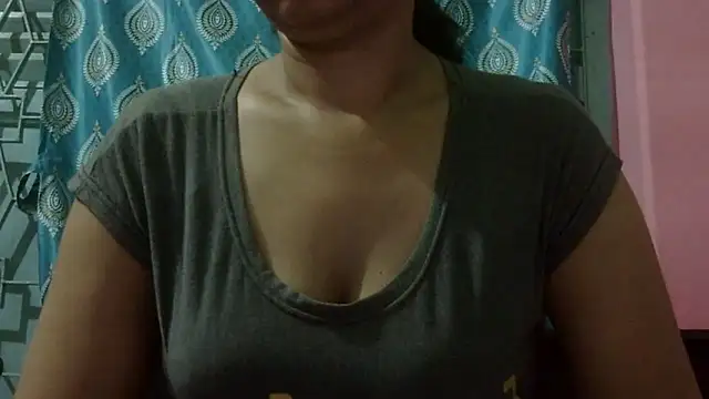 Snapshot of AVNI09- chatting on March 9, 10:41 am AVNI09- online show from March 9, 10:41 am