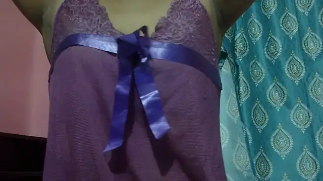 Snapshot of AVNI09- chatting on March 20, 9:36 am AVNI09- online show from March 20, 9:36 am