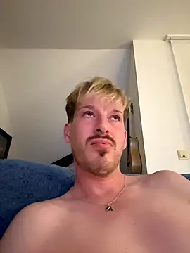 Snapshot of creampieboytim chatting on October 8, 6:16 pm creampieboytim online show from October 8, 6:16 pm