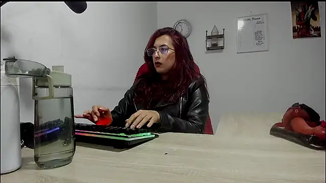 Scarlett Sen online show from February 17, 3:42 pm