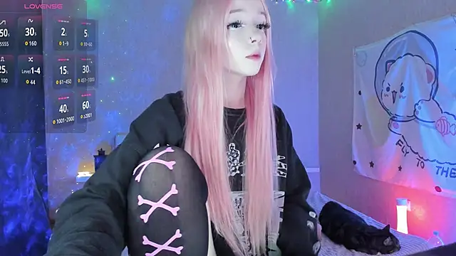 Misty Shadow online show from September 15, 7:25 pm