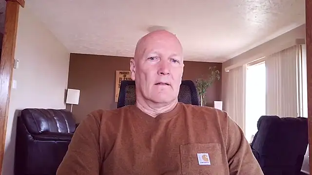 Snapshot of BasicAnt chatting on April 13, 2:44 pm BasicAnt online show from April 13, 2:44 pm