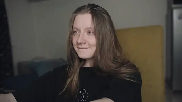 mollytuck online show from January 18, 3:05 pm