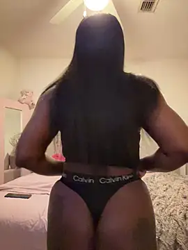 Snapshot of classy_ass chatting on February 8, 1:32 am classy ass online show from February 8, 1:32 am