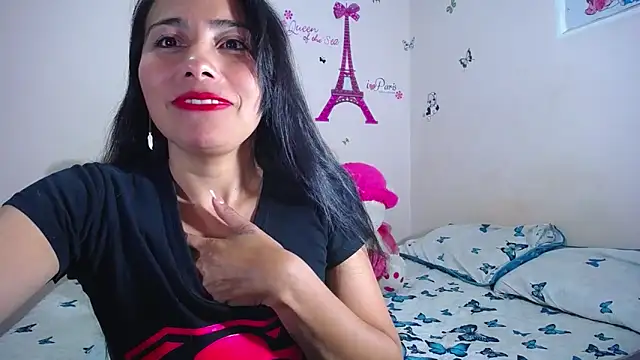 Snapshot of hanna_girl21 chatting on February 20, 1:02 am hanna girl21 online show from February 20, 1:02 am
