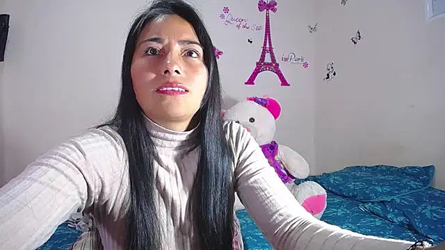 Snapshot of hanna_girl21 chatting on April 30, 2:12 pm hanna girl21 online show from April 30, 2:12 pm
