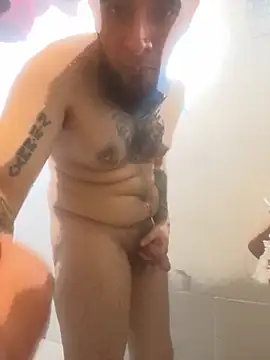 Snapshot of cnasty5621333 chatting on November 18, 8:57 pm cnasty5621333 online show from November 18, 8:57 pm