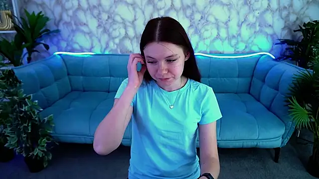 Snapshot of MaRich_Ka chatting on November 24, 6:46 am MaRich Ka online show from November 24, 6:46 am