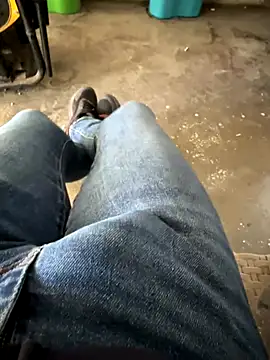 MAHKE12 online show from October 13, 8:36 am