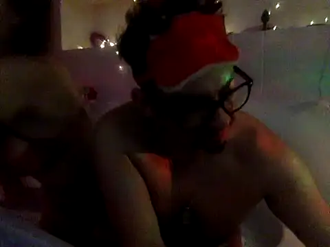 Snapshot of Katehotend chatting on December 21, 1:13 am Katehotend online show from December 21, 1:13 am