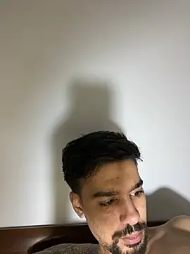 Snapshot of Hermanooooooo chatting on March 13, 6:20 am Hermanooooooo online show from March 13, 6:20 am