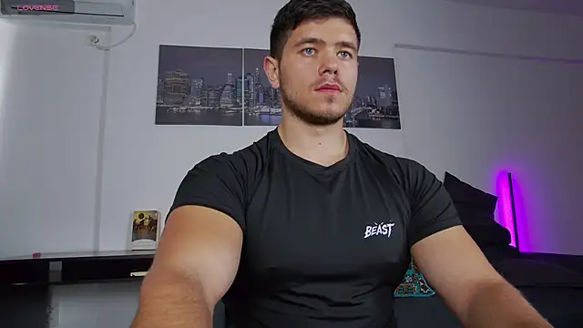 Arilas  online show from November 6, 7:20 am