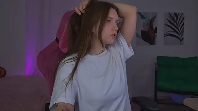 JennyDens online show from June 14, 6:32 pm