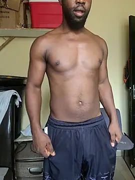 Snapshot of vannycov chatting on February 18, 8:32 am vannycov online show from February 18, 8:32 am