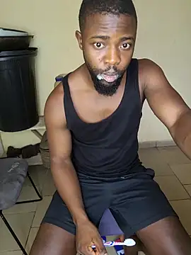 Snapshot of vannycov chatting on March 19, 6:39 am vannycov online show from March 19, 6:39 am