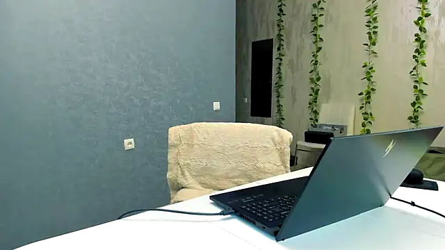 WorshipLilit online show from March 23, 8:24 pm