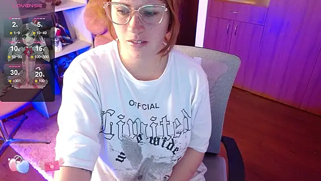 Snapshot of thamarajane chatting on December 3, 10:17 am thamarajane online show from December 3, 10:17 am