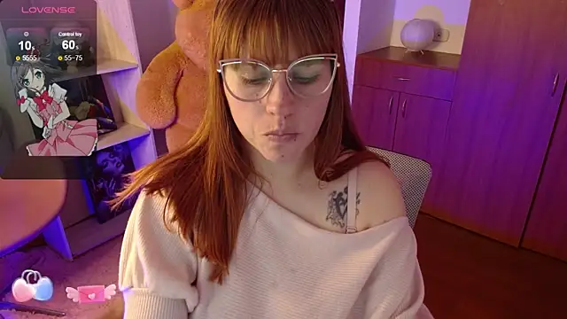 Snapshot of thamarajane chatting on December 16, 5:54 pm thamarajane online show from December 16, 5:54 pm