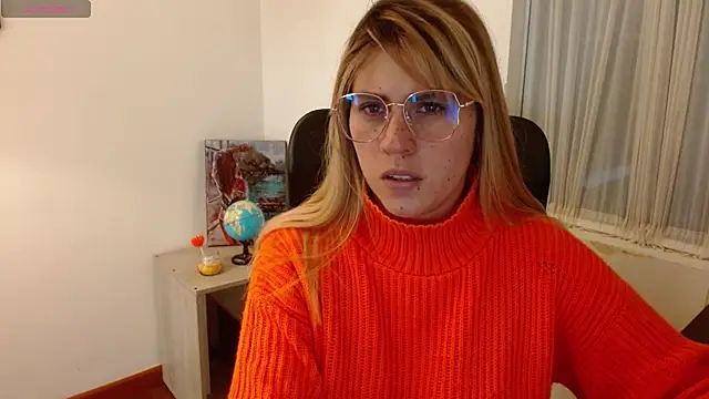 Snapshot of thamarajane chatting on February 27, 2:43 pm thamarajane online show from February 27, 2:43 pm