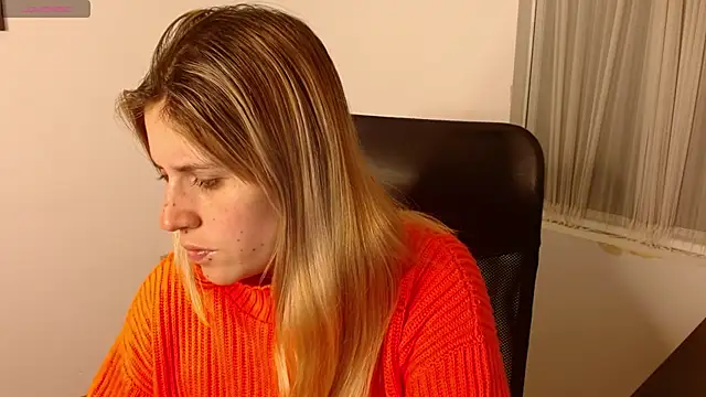 Snapshot of thamarajane chatting on March 4, 4:41 pm thamarajane online show from March 4, 4:41 pm