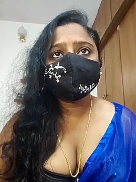 Snapshot of sexynayan23 chatting on October 23, 5:07 am sexynayan23 online show from October 23, 5:07 am