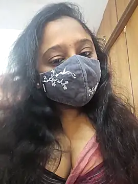 Snapshot of sexynayan23 chatting on November 4, 4:44 am sexynayan23 online show from November 4, 4:44 am