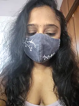 Snapshot of sexynayan23 chatting on November 6, 4:46 am sexynayan23 online show from November 6, 4:46 am