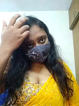 Snapshot of sexynayan23 chatting on December 5, 4:43 am sexynayan23 online show from December 5, 4:43 am