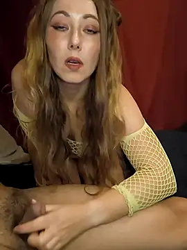 Snapshot of Main_Pleasure chatting on February 9, 3:45 pm Main Pleasure online show from February 9, 3:45 pm